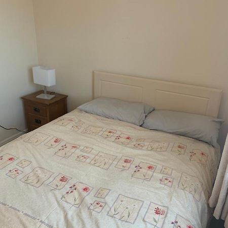 One Bedroom Apartment Дублін Екстер'єр фото