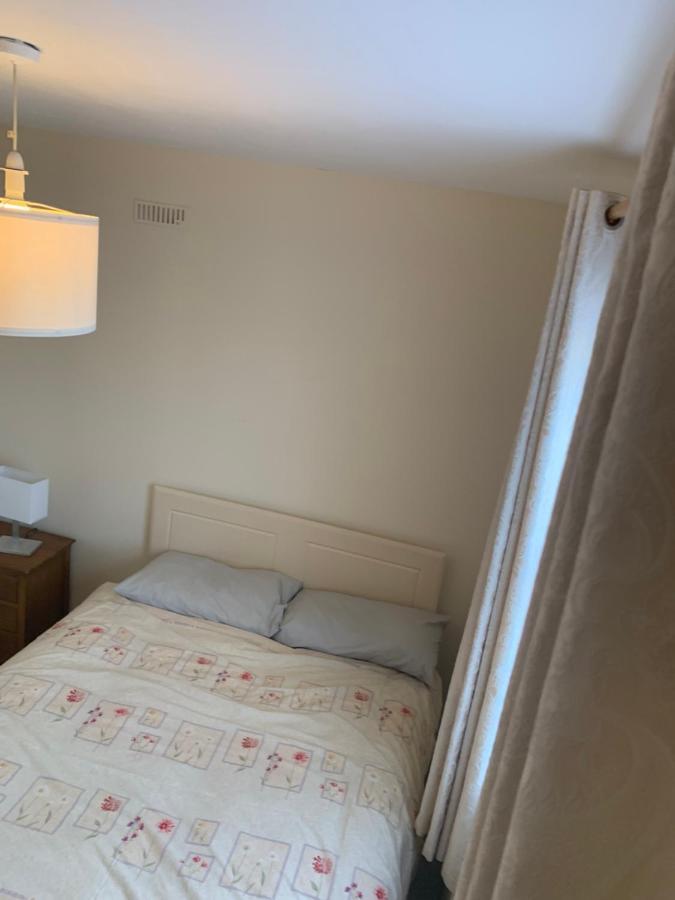 One Bedroom Apartment Дублін Екстер'єр фото